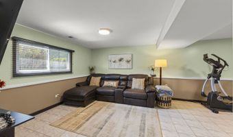 1219 N Itasca Rd, Addison, IL 60101