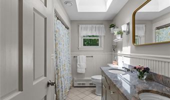 55 Atherton Rd, East Greenwich, RI 02818