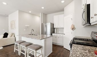 153 Auburn Crossing Dr, Auburn, GA 30011