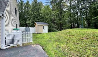 19 Deerwood Dr B, Amherst, NH 03031