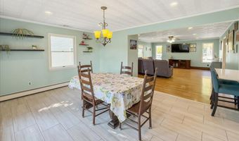 654 E Woodbridge Ave E, Avenel, NJ 07001
