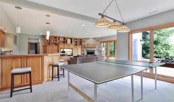 72315 Grey Fawn Dr, Albert Lea, MN 56007