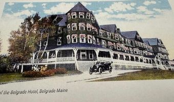 14 Lakeshore Dr, Belgrade, ME 04917