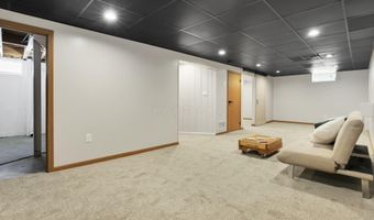 142 N Kellner Rd, Columbus, OH 43209