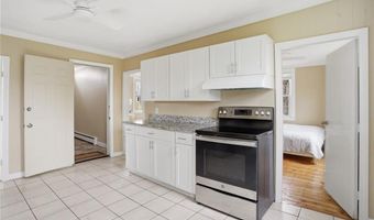 48 Constitution St 1, Bristol, RI 02809