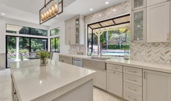 6066 Lake Lindero Dr, Agoura Hills, CA 91301