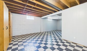 306 Park Ave, Alcester, SD 57001