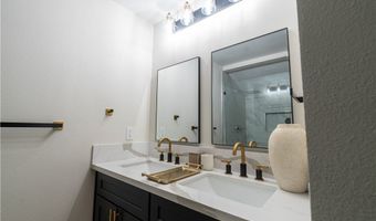 31 Jade Cir, Las Vegas, NV 89106