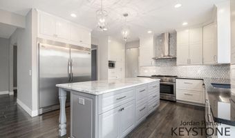 3673 Hunters Way Dr SE, Ada, MI 49301