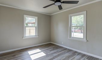 1010 13th St, Abernathy, TX 79311