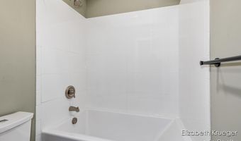 8586 66th St SE, Alto, MI 49302