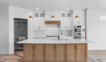 266 E SWEETWATER Way, Appleton, WI 54913