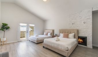 5676 Birchwood Cir, Las Vegas, NV 89120