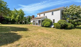4 Karen Ln, Bristol, RI 02809