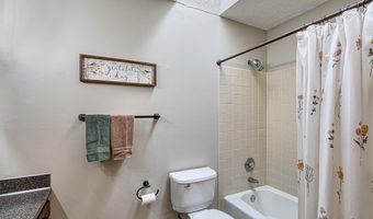 1443 Mckinley Ct, Anoka, MN 55303