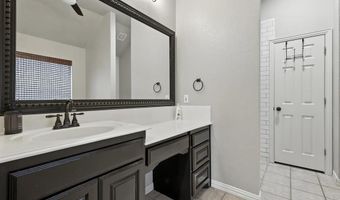 213 Wayne Dr, Aledo, TX 76008