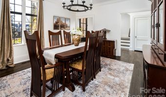 72 Windsor Rd, Asheville, NC 28804