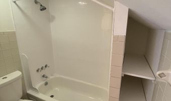 37 E Gloucester Pike 1, Barrington, NJ 08007