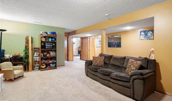 1605 22nd Ave SW, Austin, MN 55912