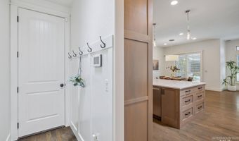 2590 S Perrault Way, Boise, ID 83716