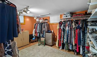 17 Mowry Ave, Cumberland, RI 02864