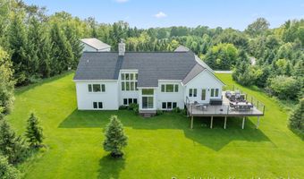9410 Sanborn Ave SE, Alto, MI 49302