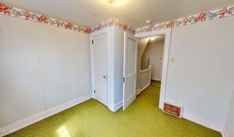 122 E 25th Ave, Altoona, PA 16601
