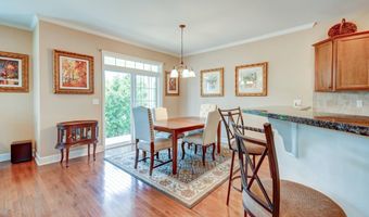 84 Andriana Ln, Albany, NY 12204
