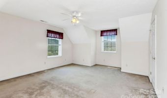 118 Paupers Ridge Ln, Banner Elk, NC 28604