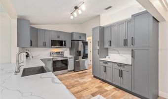 2735 NE 127TH Pl, Anthony, FL 32617