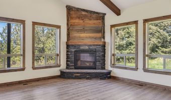 273 Paradise Valley Rd, Bonners Ferry, ID 83805