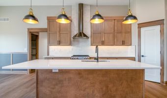 325 S Lakeview Way, Ashland, NE 68003