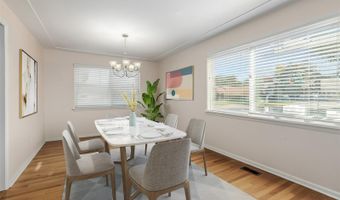 539 Newark St, Aurora, CO 80010