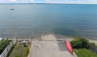 30 Loring Rd, Bristol, RI 02809