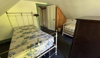 186 Bridgton Rd, Sebago, ME 04029
