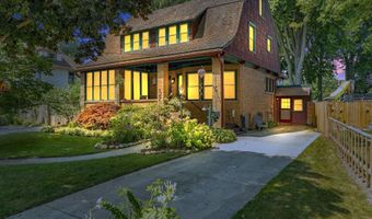 1805 ST Clair River Dr, Algonac, MI 48001