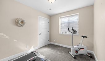 5577 Cottontree Ln, Ammon, ID 83406