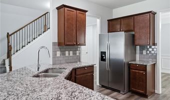 4960 Ducote Trl, Alpharetta, GA 30004
