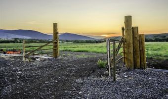6 Whitney Dr, Cody, WY 82414