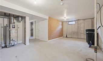 6 Wilson St, Bristol, RI 02809