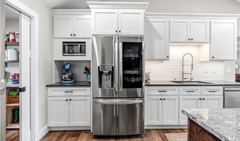 511 N 2nd St, Arma, KS 66712