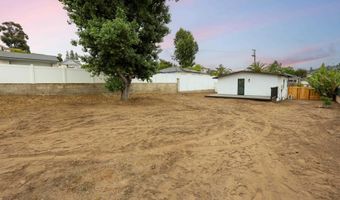 8210 Orchard Ave, La Mesa, CA 91942
