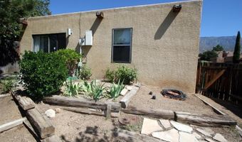 830 Live Oak Rd NE E, Albuquerque, NM 87122