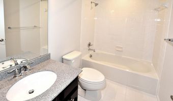 43398 APPLE ORCHARD Sq, Ashburn, VA 20148