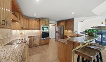 1210 E Rolling Hills Dr, Augusta, KS 67010