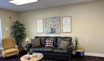 355 Falls Dr, Abingdon, VA 24210