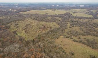 576 Th Ave, Albia, IA 52531