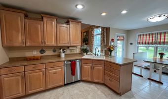280 Arlington Dr, Batesville, IN 47006