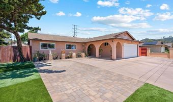 2002 Stanley Way, Escondido, CA 92027