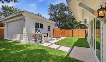 301 OGDEN Ln, Alamo Heights, TX 78209